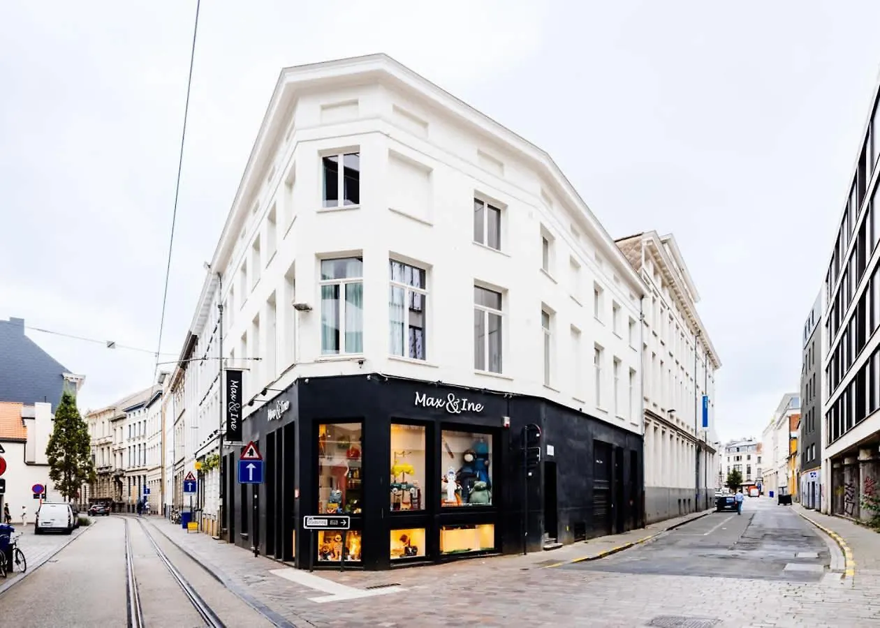 Huswell - Stylish Duplex Studio With Premium Materials In Ghent City Center 0*,  Bélgica