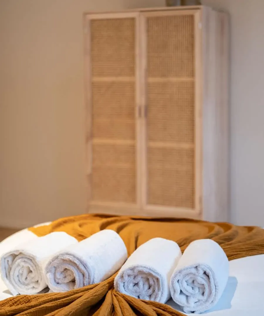 Huswell - Stylish Duplex Studio With Premium Materials In Ghent City Center Apartamento